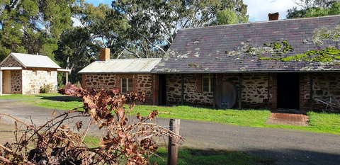 Jenke Vineyards - Accommodation Cairns 0