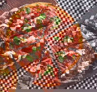 Crust Gourmet Pizza - Surfers Paradise - Accommodation Cairns