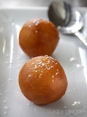 Zinger Taj - Accommodation Cairns 0