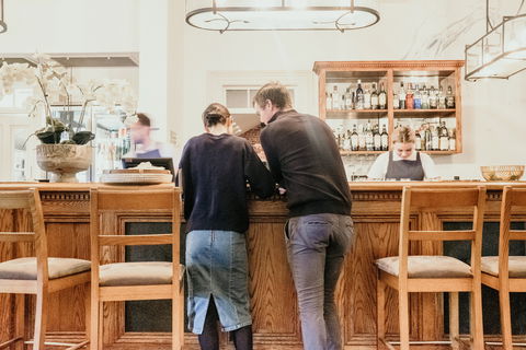 The Belfast - Accommodation Cairns 0