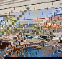 Comfort Inn Blue Lagoon Sails Restaurant - Sails Restaurant Closed Until Further Notice - Accommodation Cairns