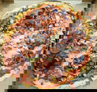 Yo Momma - Accommodation Cairns