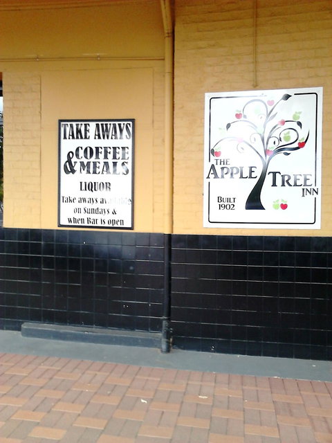 The Apple Tree Inn - Accommodation Cairns 8