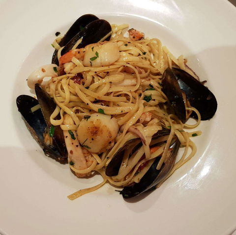 RST Seafood Restaurant - Accommodation Cairns 0