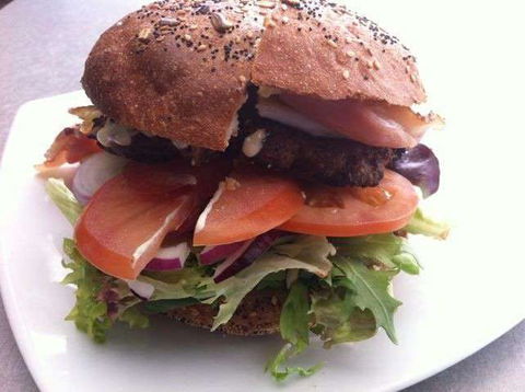 M&M Burger Bar And Take Away - Accommodation Cairns 0