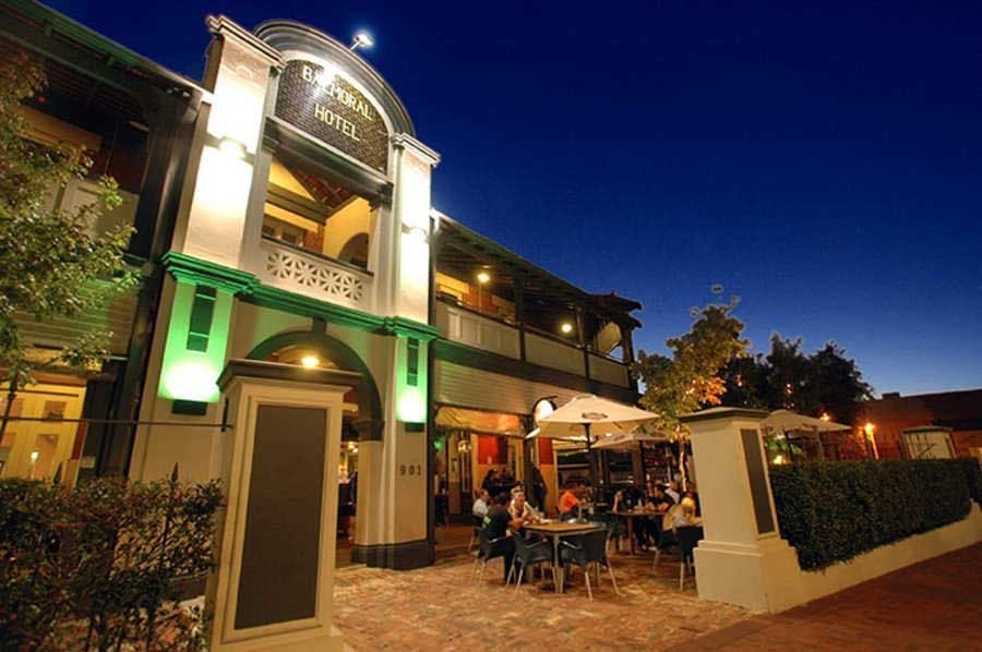 South Eastern Perth WA Accommodation Cairns