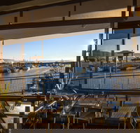 Bombora Seafood - Accommodation Cairns