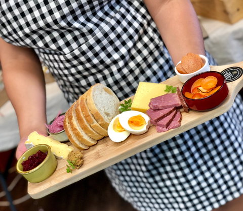 Limestone Coast Pantry - Accommodation Cairns 2