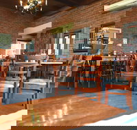 Miss Francesca's - Accommodation Cairns