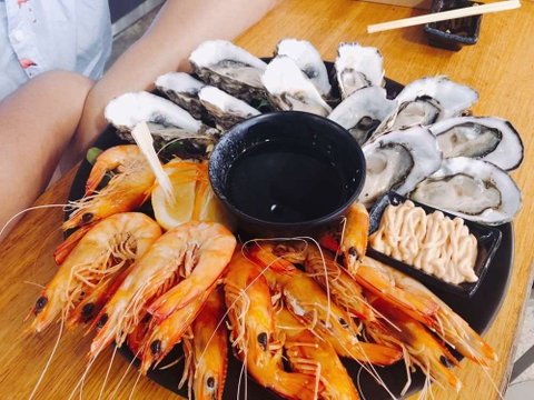 Reef Seafood And Sushi - Accommodation Cairns 0