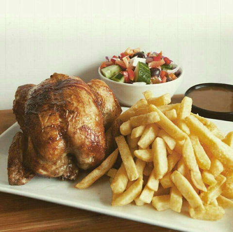 Ari & Esmay - Accommodation Cairns 0