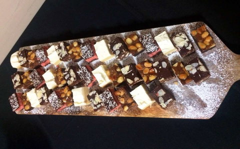 La Mint Cafe - Bentley - Accommodation Cairns 0