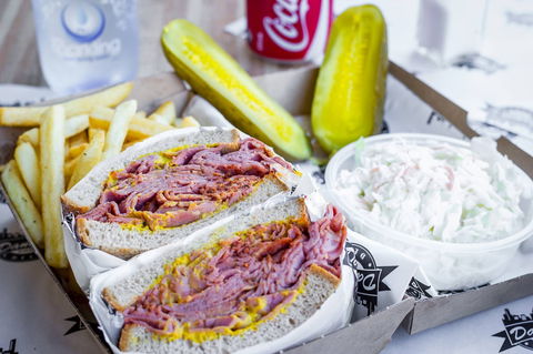 Saltbush Restaurant & Café - Accommodation Cairns 0