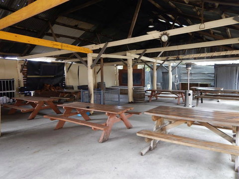 The Clubhouse Hotel - Accommodation Cairns 1