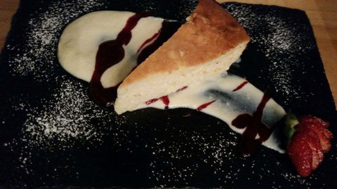 Edelweiss Bavarian Restaurant - Accommodation Cairns 0