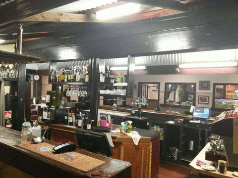 Kinglake Pub - Accommodation Cairns 0