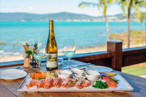 Northerlies Beach Bar And Grill - Accommodation Cairns 2