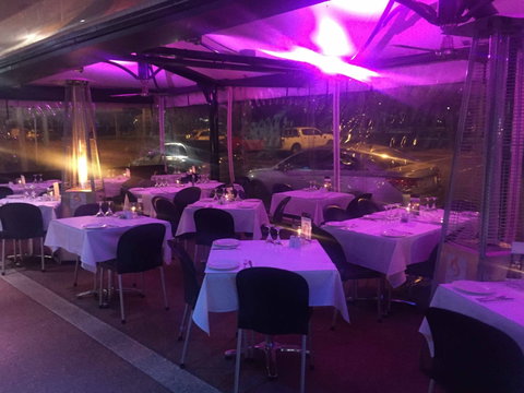 Mano's Italian - Accommodation Cairns 0