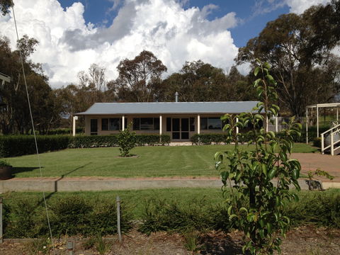 Mortimer's Wines Schoolhouse Cellar Door - Accommodation Cairns 2