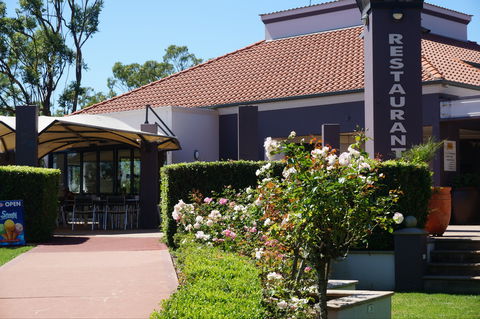 Picnic Point Cafe And Restaurant - Accommodation Cairns 1