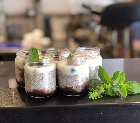 Kastury's Cafe And Restaurant - Accommodation Cairns 0