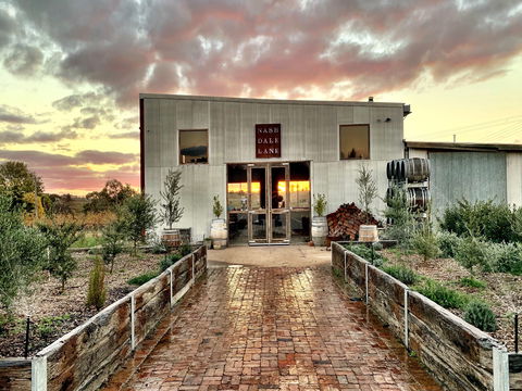 Nashdale Lane Wines Cellar Door - Accommodation Cairns 1