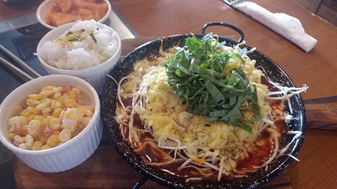 Newway Karaoke Restaurant - Accommodation Cairns 0