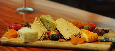 Lunch Craft - Accommodation Cairns 3