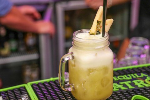 Ultra Lounge Bar & Cafe - Accommodation Cairns 2