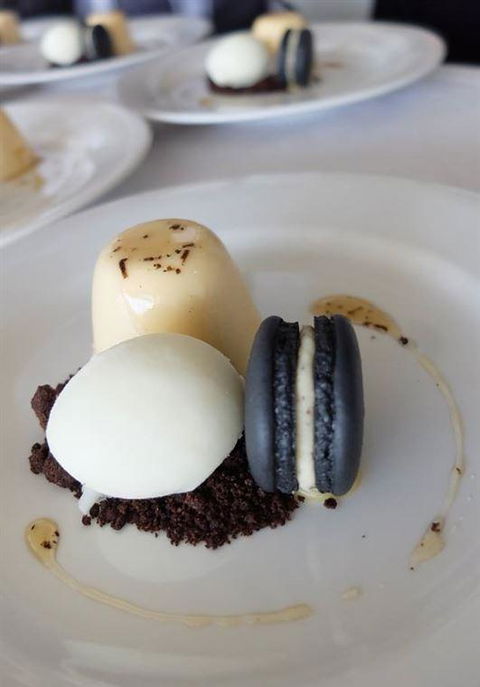 Linq Bar Restaurant - Accommodation Cairns 5