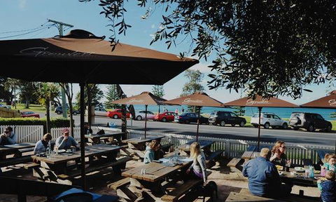 The Surf Club Bribie Island - Accommodation Cairns 7