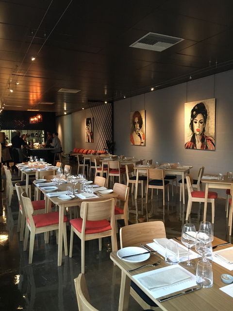 Zev's Bistro - Accommodation Cairns 4