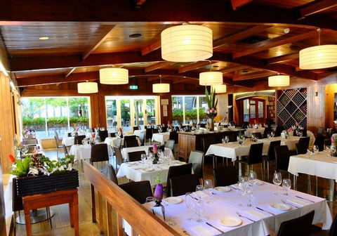 The Windsor Hotel - Accommodation Cairns 2