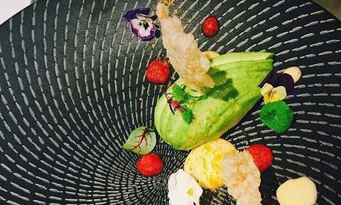 Mizz B'z Food & Wine - Accommodation Cairns 0