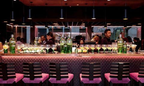 Mizz B'z Food & Wine - Accommodation Cairns 5