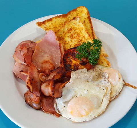 RJ's Rock N Roll Diner - Accommodation Cairns 6