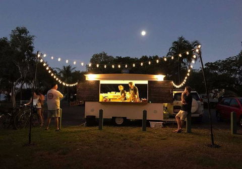 Shadowboxer Bar & Kitchen - Accommodation Cairns 1