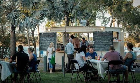 Shadowboxer Bar & Kitchen - Accommodation Cairns 5