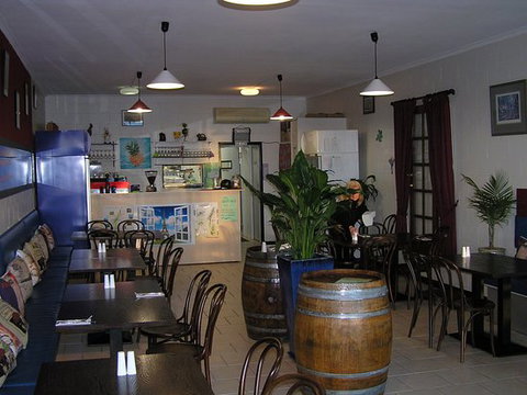 Froggy's Bistro - Accommodation Cairns 0