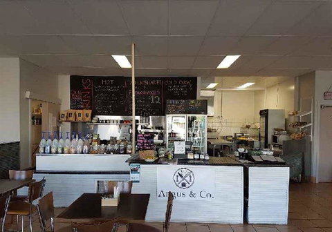 The High St Kitchen - Accommodation Cairns 5