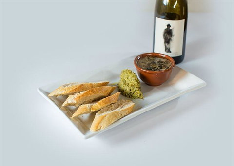 The Peninsula Bar And Restaurant - Accommodation Cairns 4