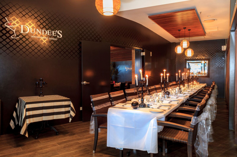 Dundee’s Restaurant On The Waterfront - Accommodation Cairns 1