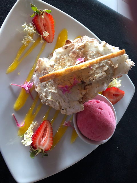 Ochre Restaurant & Catering - Accommodation Cairns 11