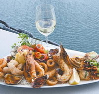 Omeros Bros Seafood Restaurant - Accommodation Cairns