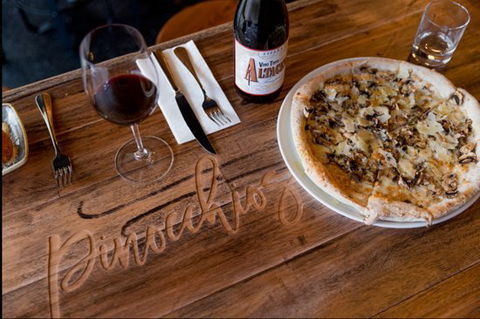 Pinocchios Wine & Pizza Bar - Accommodation Cairns 0