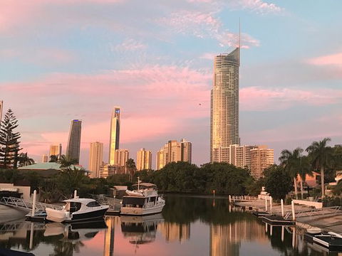 Edgewater Dining & Lounge - Accommodation Cairns 0