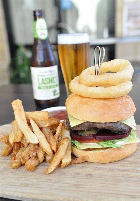 Firehouse Restaurant - Accommodation Cairns 20