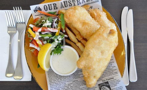 Firehouse Restaurant - Accommodation Cairns 2