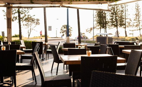 The London Burgers And Beers - Accommodation Cairns 14