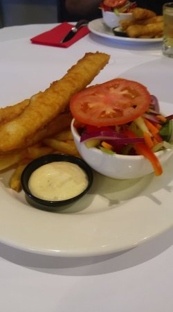 Montego's Quality Hotel Gateway - Accommodation Cairns 0